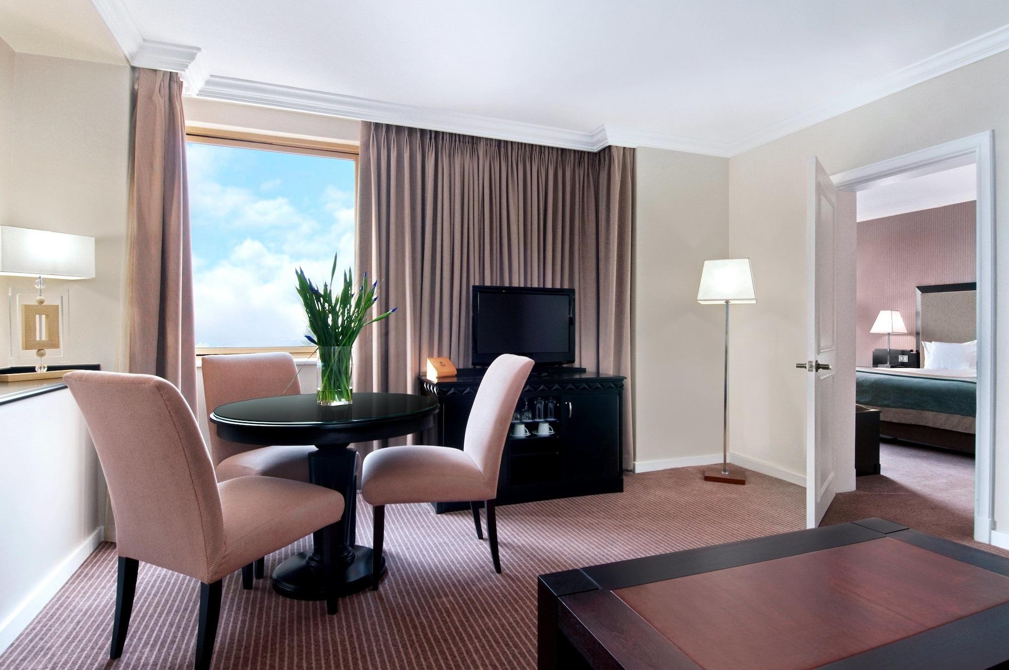 Nh Johannesburg Sandton Ngoại thất bức ảnh Suite